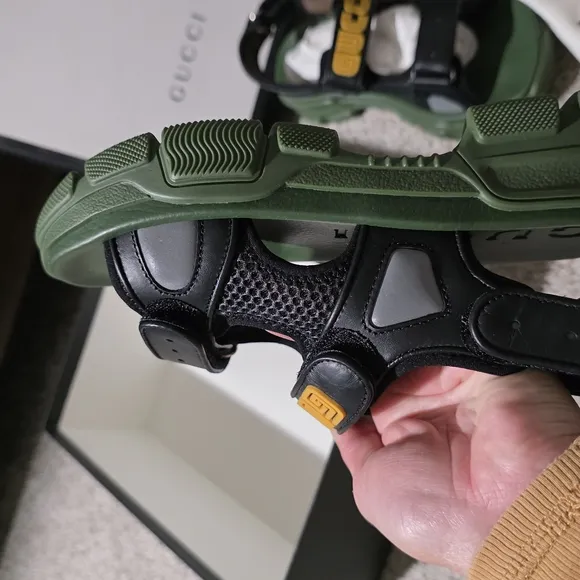 Gucci Kids Black and Green Sandals