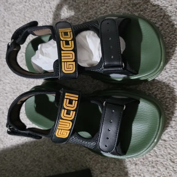 Gucci Kids Black and Green Sandals