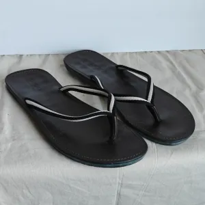 Gucci men's thong sandals