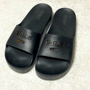 Guess Los Angeles platforms Men’s Size 9Like new