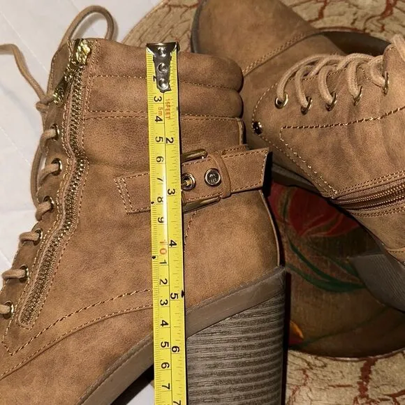 Guess 9.5 M Jaylee Light Brown Faux Leather Lace-up Side Zip Heeled Ankle Boots