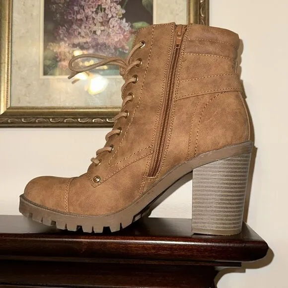 Guess 9.5 M Jaylee Light Brown Faux Leather Lace-up Side Zip Heeled Ankle Boots