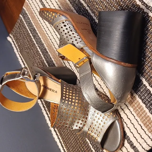 Halmanera chunky  sandals
