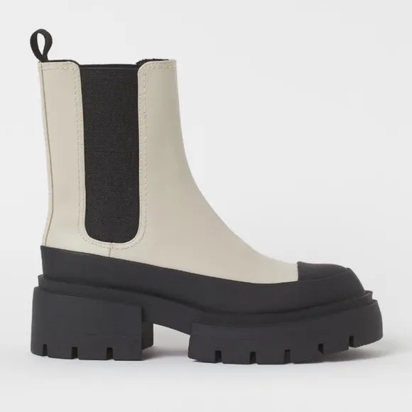 H&amp;M Chelsea Boot
