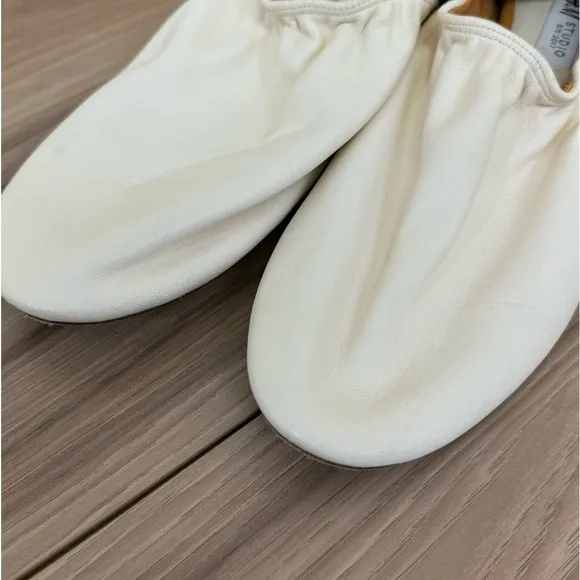 H&amp;M’s studio s/s 2017 leather Cream ballet flats 39