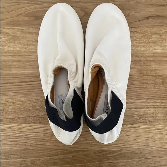 H&amp;M’s studio s/s 2017 leather Cream ballet flats 39