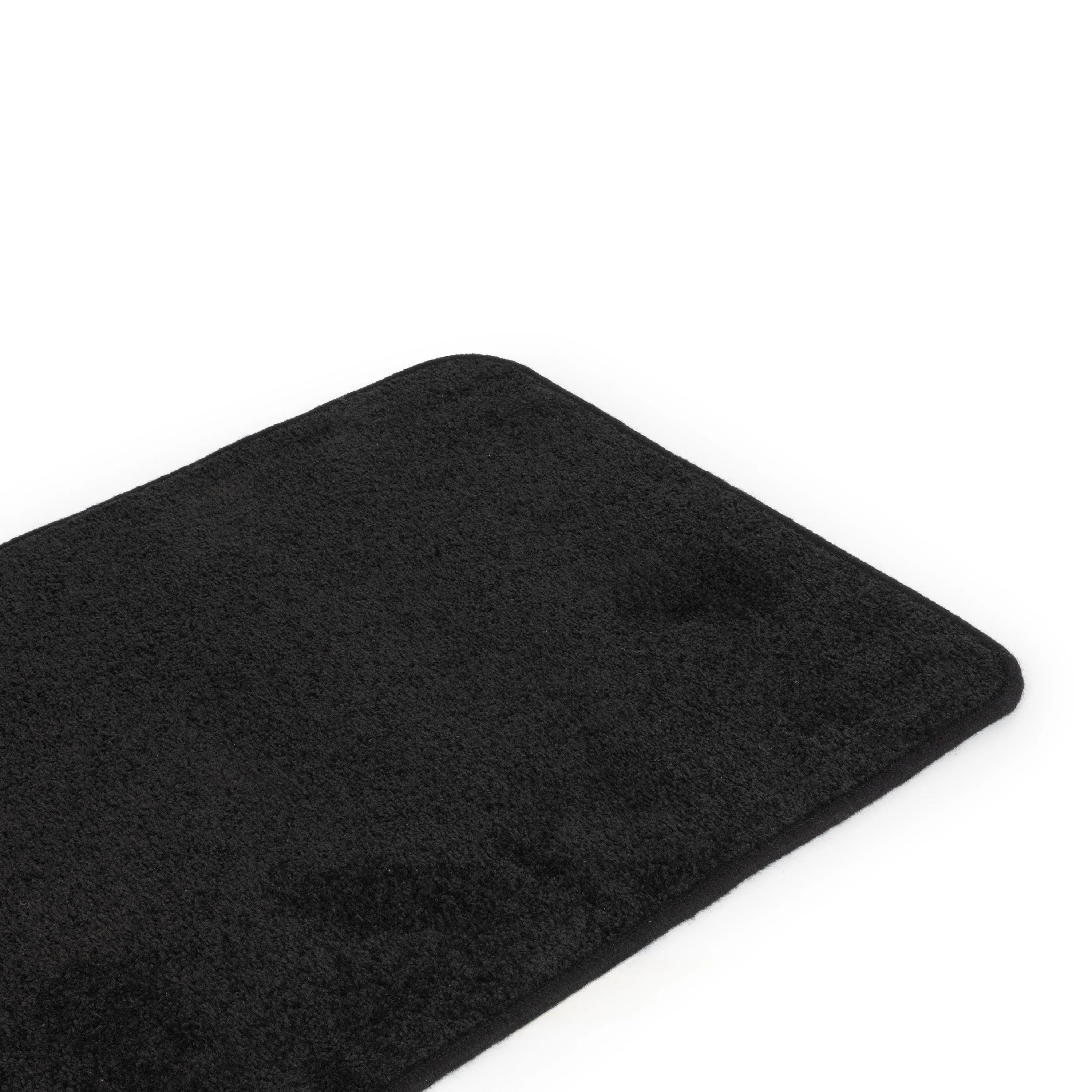 Heatproof protection carpet for upright pianos