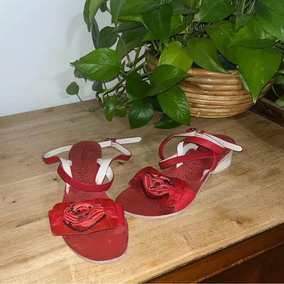 Henry Beguelin Italian leather sandals