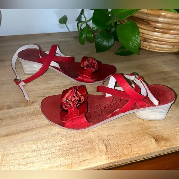 Henry Beguelin Italian leather sandals