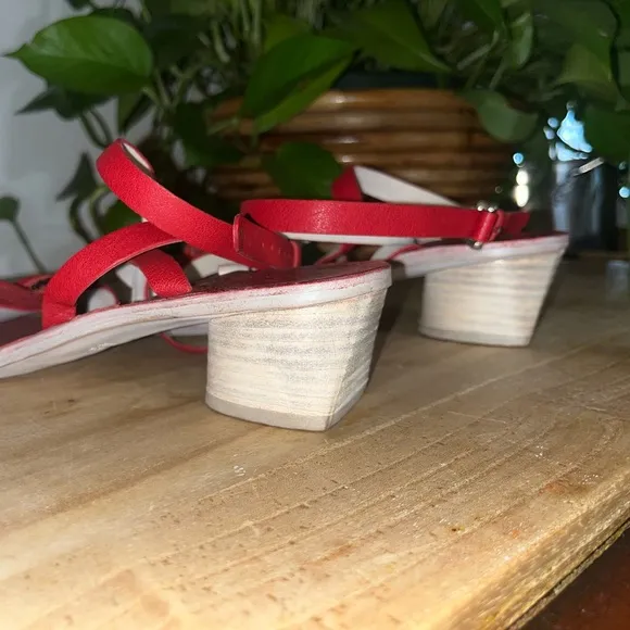Henry Beguelin Italian leather sandals