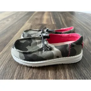 Hey Dude Girls Camo Print Slip On Loafers Casual Comfort Shoes K9