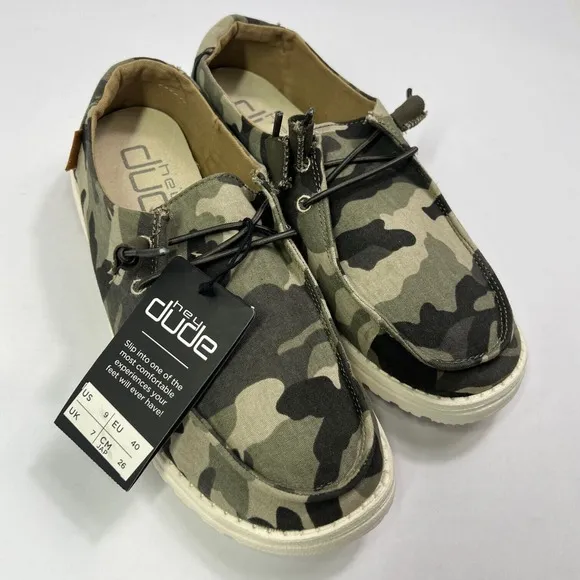 Hey Dude Men's Wally Camo Casual Loafers Slip On Shoes Size 9 Lightweight Comfy