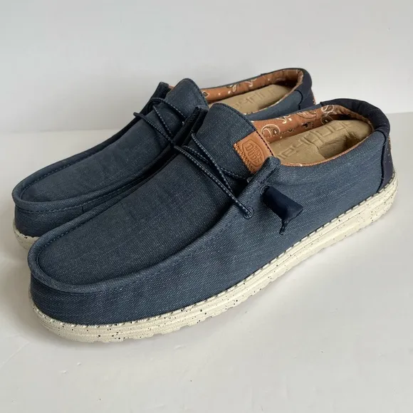 Hey Dude Wally Washed Canvas men’s loafers sneakers - Navy size 12