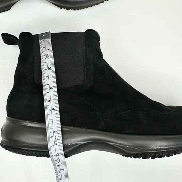 Hogan Interactive Chelsea Boots Black Suede Women’s SZ 40 US 10