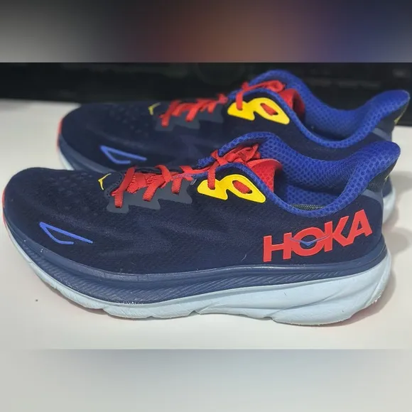 Hoka One Clifton 9 Bellwether Blue, Red &amp; Yellow Sz 9.5D w Cushiom Midsole