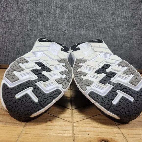 Hoka One One Clifton 5 Shoes Mens Size 8 2E Black Running Sneakers 1093757 BWHT