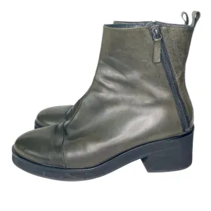 Homers Artesian Green Leather Chelsea Dual Zipper Ankle Boots Size 40/US 9