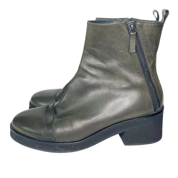Homers Artesian Green Leather Chelsea Dual Zipper Ankle Boots Size 40/US 9