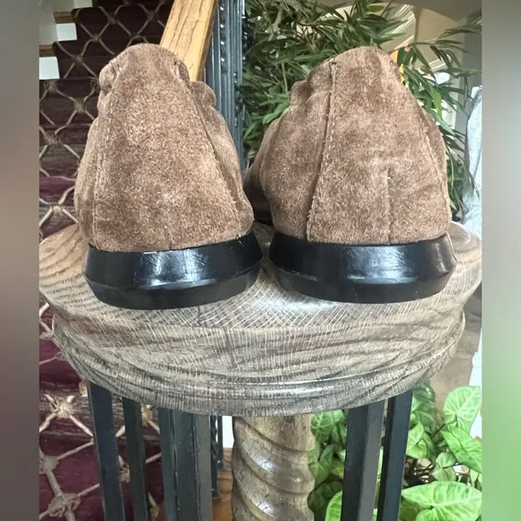 Homer’s ladies suede ballet flex excellent condition US 7 1/2 euro 38 NWOT