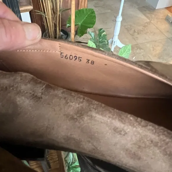 Homer’s ladies suede ballet flex excellent condition US 7 1/2 euro 38 NWOT
