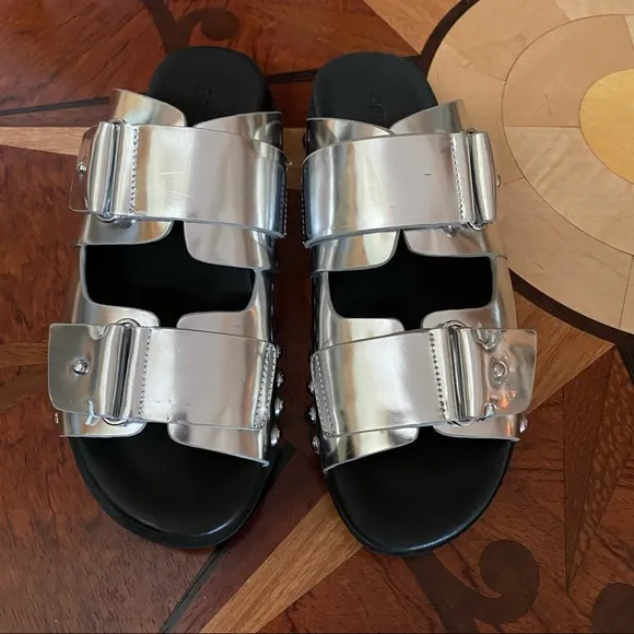 HOST PICK 3/26 ! 🎉GENTLE SOULS !🌺SUPER TRENDING🌺 SILVER SLIDES 🌺 SO COMFY🌺