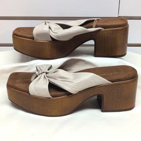 House of Harlow 1960 ivory glamming chunky Y2K sandals Size 9 EUC