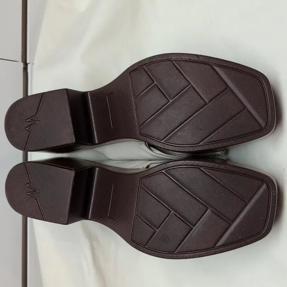 House of Harlow 1960 ivory glamming chunky Y2K sandals Size 9 EUC
