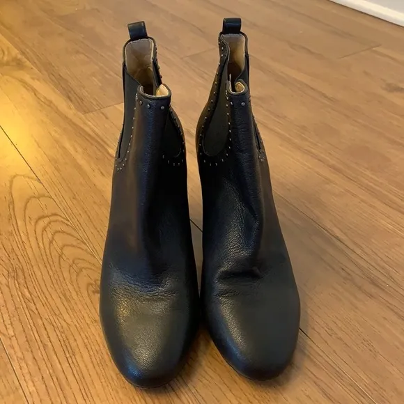 💕HP💕Saks Fifth Avenue black leather studded boots