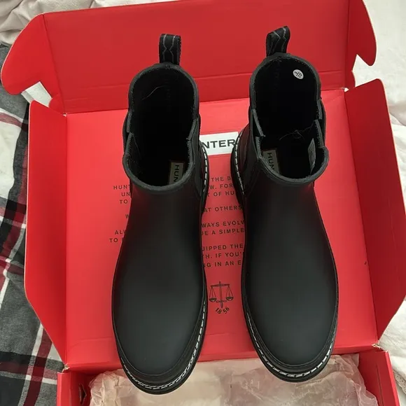 Hunter Chelsea Rain Boots
