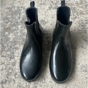 HUNTER Chelsea Rain Boots