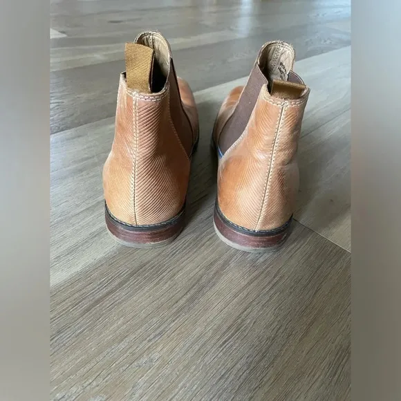 Hush Puppies Brown Chelsea Slip-On Boots Size 11