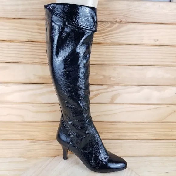Isola Black Leather Side Zip Stiletto Heeled Tall Knee Boots Almond Toe Size 8.5