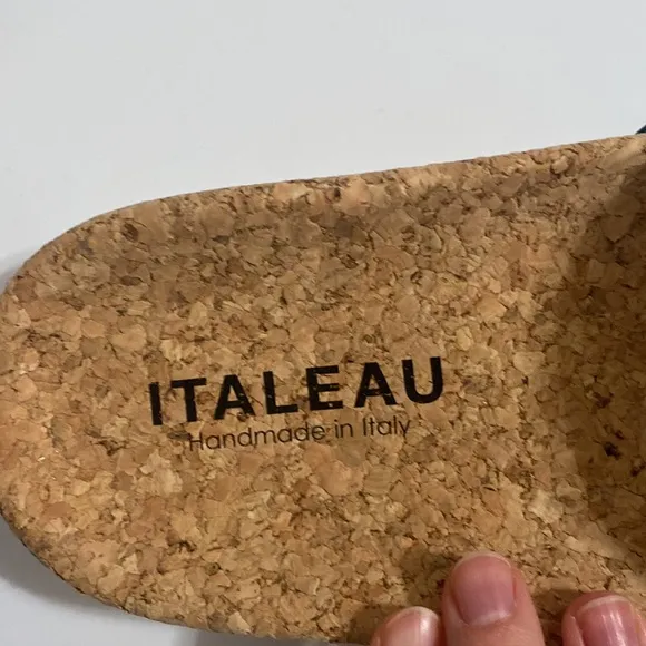 ITALEAU Molly Croc Embossed Waterproof Slide Sandal in Ottanio size 39.5