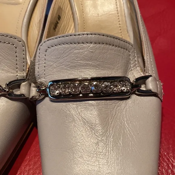 Italian High Quality Leather Light Gray Crystal Slides New NeverUsed