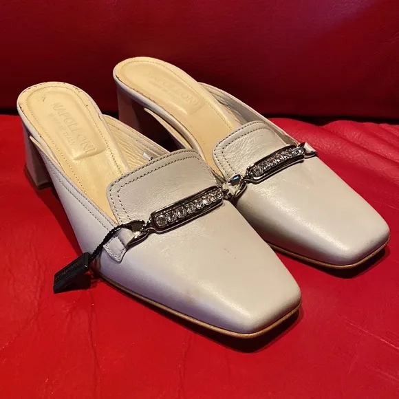 Italian High Quality Leather Light Gray Crystal Slides New NeverUsed