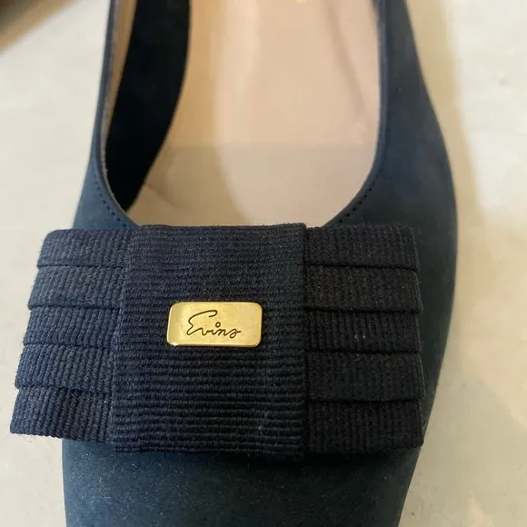 Italian suede flats with bow  size 9 1/2