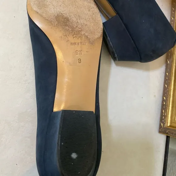 Italian suede flats with bow  size 9 1/2