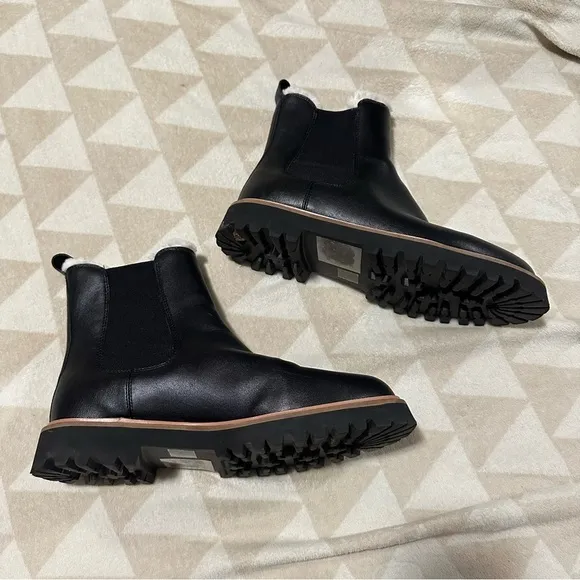 J crew black Lug-sole Chelsea boots