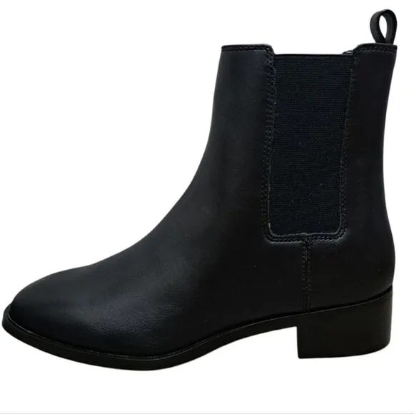 J. Crew Chelsea Boots Gothic Streetwear Size 6 Black