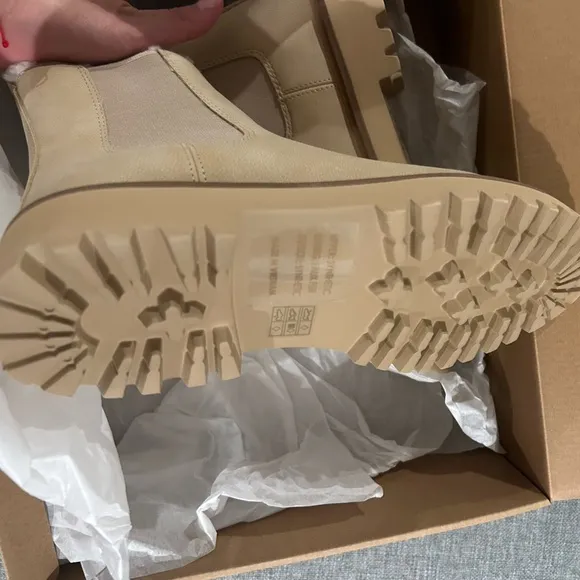 J. Crew Lug-sole Chelsea boots in natural size 7