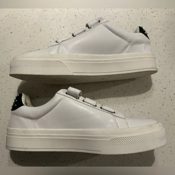 J / Slides GENNIE White Leather
