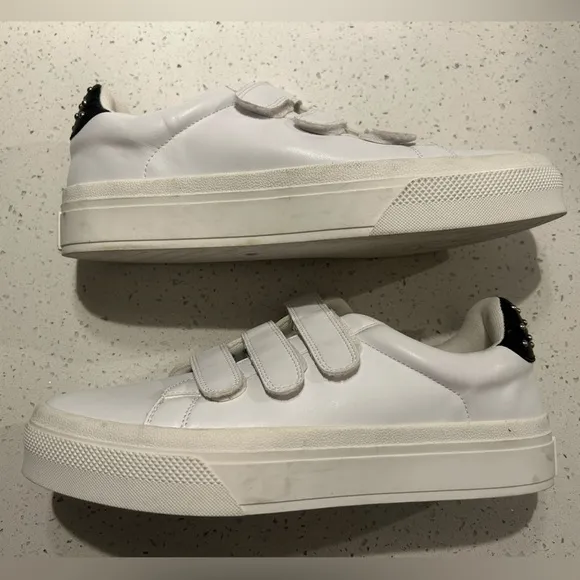 J / Slides GENNIE White Leather