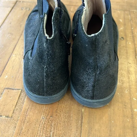 Jacadi navy iridescent metallic leather Chelsea boots