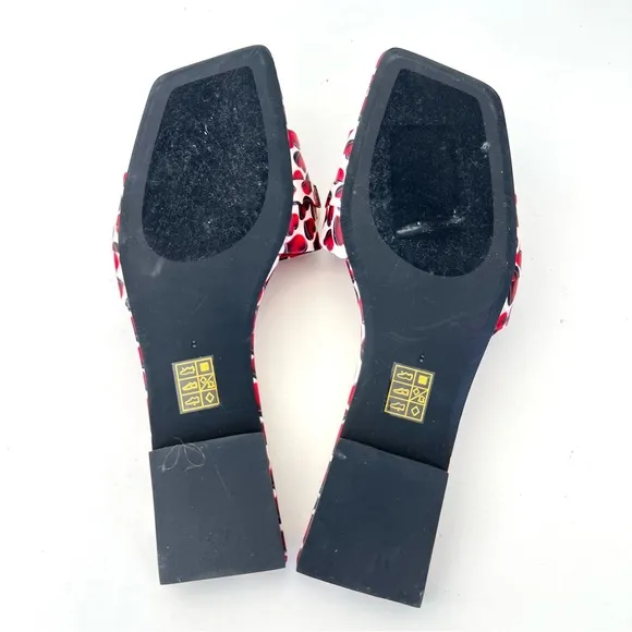JEFFREY CAMPBELL Chantria Red Hearts Gold Buckle Flats Slides Sandals Sz 8 NWOB