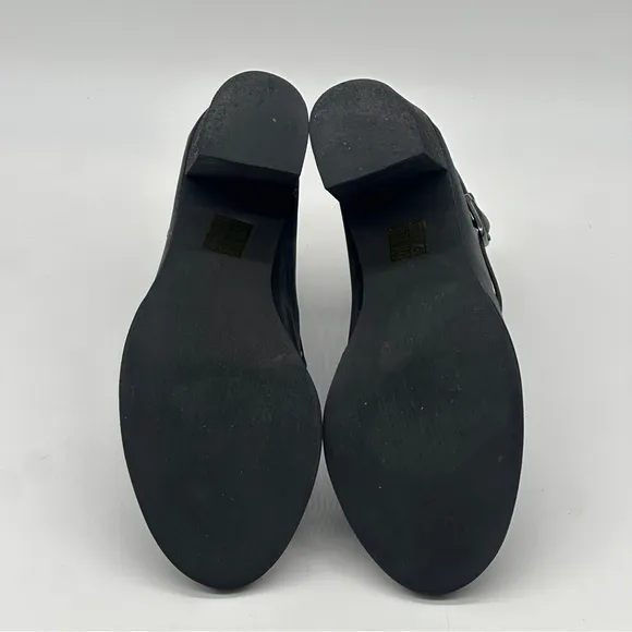 Jeffrey Campbell Salazar Sandals. Size 8