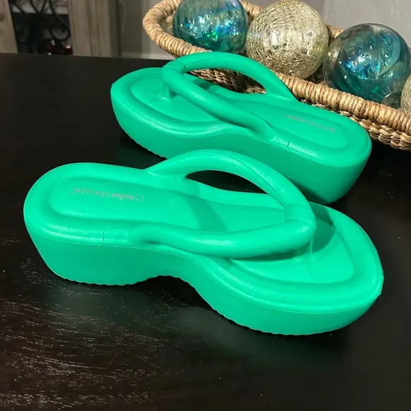 Jeffrey Campbell Sun_Gaze Green Platform Thong chunky Sandals Size 8