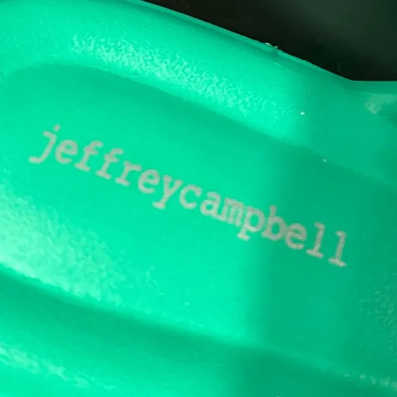 Jeffrey Campbell Sun_Gaze Green Platform Thong chunky Sandals Size 8