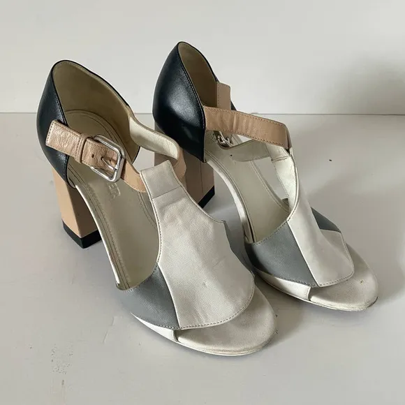 Jil Sander Neutral Color Block Chunky Heel Cut Out Sandals, Size 37 🔴