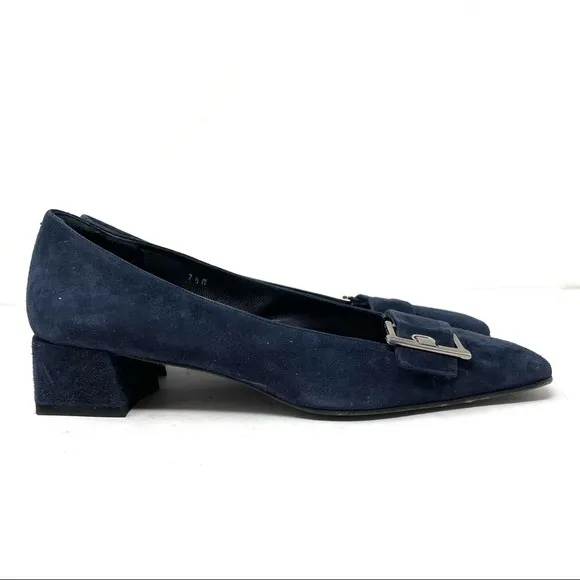 JOAN &amp; DAVID vintage navy blue suede low heel flats, made in Italy, size 7.5