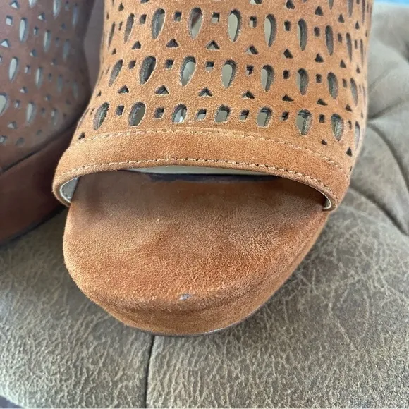 Joe’s Brown Leather Laser Cut Platform Chunky Sandals 9